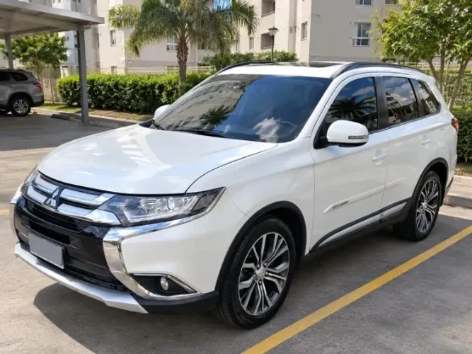 Mitsubishi Outlander 2.0 16V 160cv Aut. 2016