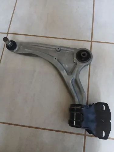 Bandeja Aplus lado esquerdo Fusion 2013 acima