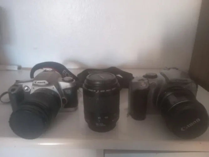Câmeras Fotográficas. Ver descrição completa