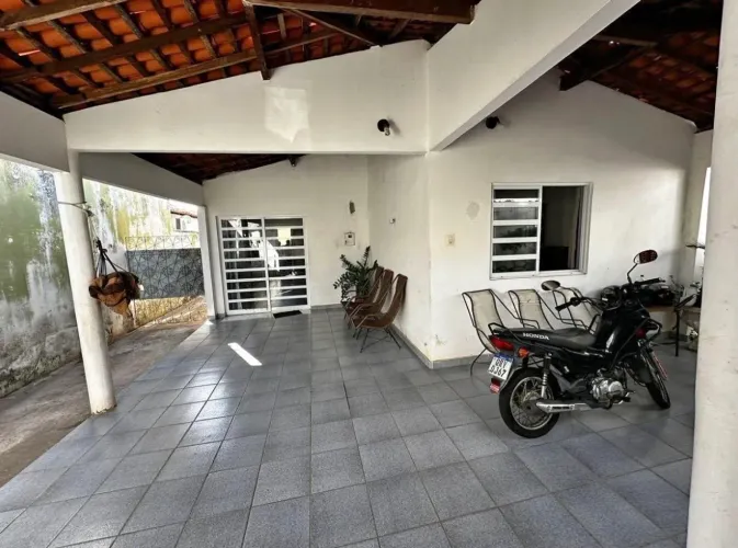 Vendo casa no 40h *M.K*