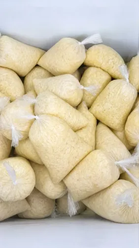 Vendo polpa de cupuaçu limpinha,cortada na tesoura.