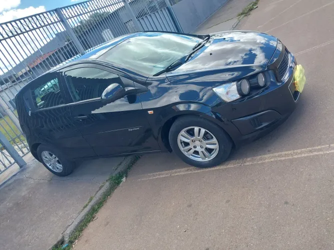Chevrolet Sonic HB LT 1.6 16V Flexpower 5P Mec. 2014