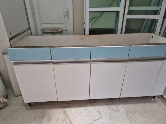 Armário cozinha seminovo Lindo 