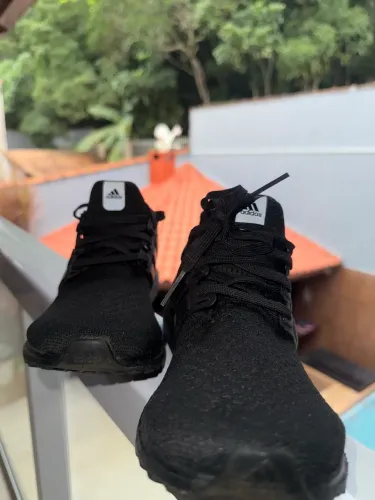 Ultraboost Triple Black