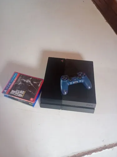Ps4 slim com 4 jogos e 1 controle