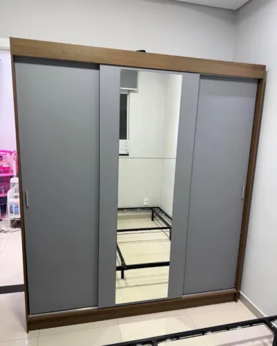 Guarda roupa de casal