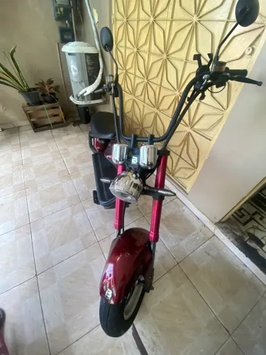 Moto elétrica boram chopper 