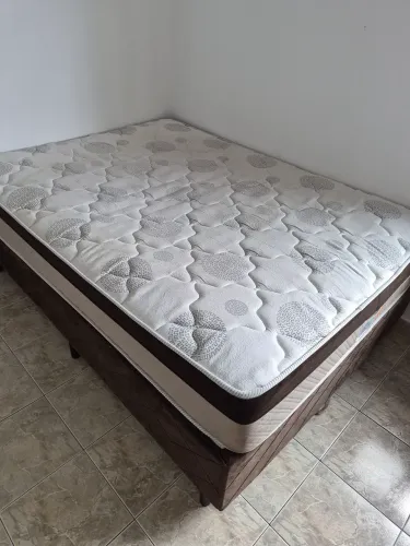 Cama box