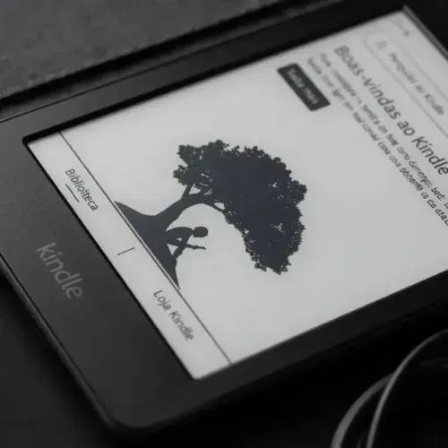 Kindle 11a Geração 16gb Wi-fi + Capa + Cabo Usb | Touchscreen falhando