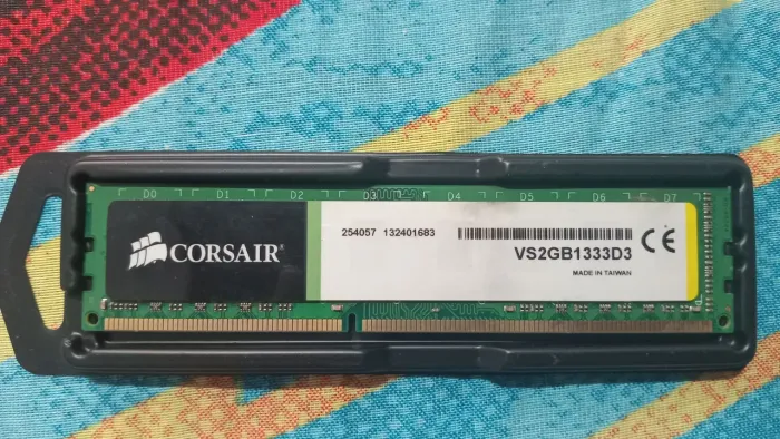 Memoria RAM corsair 2gb