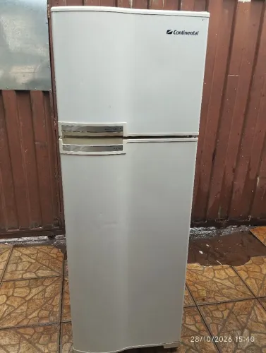 Geladeira frosfrre