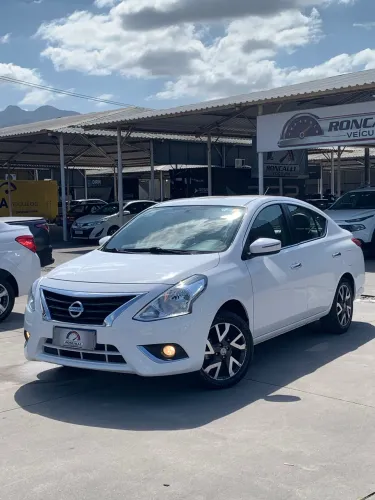 Nissan Versa SL 1.6 16V Flexstart 4P Mec. 2016