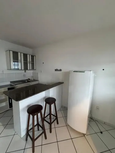 Imóvel para aluguel tem 27 metros quadrados com 1 quarto em Queimadinha - Feira de Santana