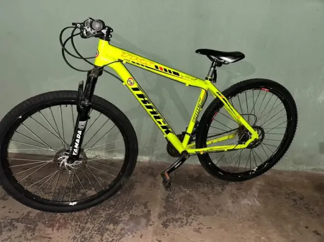 Bicicleta TRACK