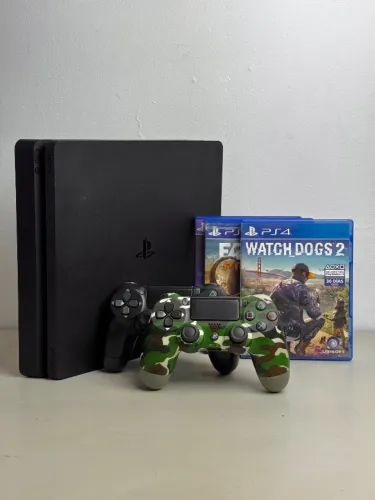 PS4 Slim + 2 Controles