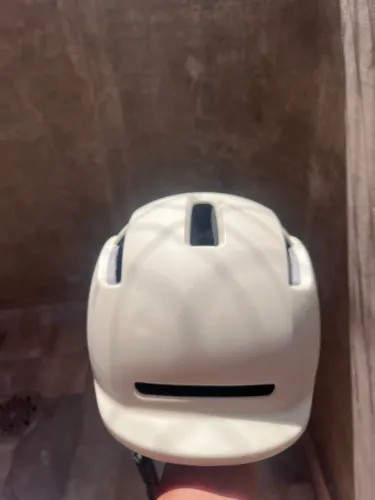 Capacete marca Lev