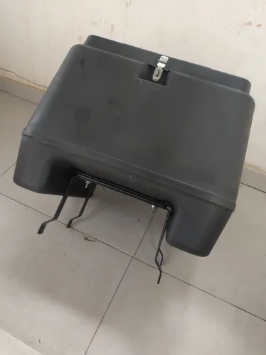 Baú 80L com suporte completo FZ15