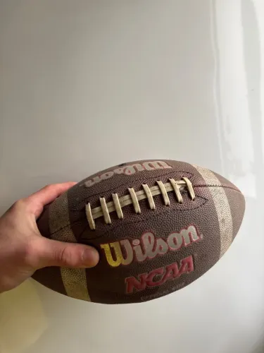 Bola de futebol americano oficial