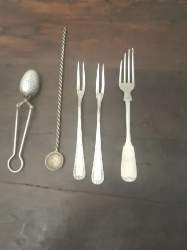 Vendo objetos finos antigos