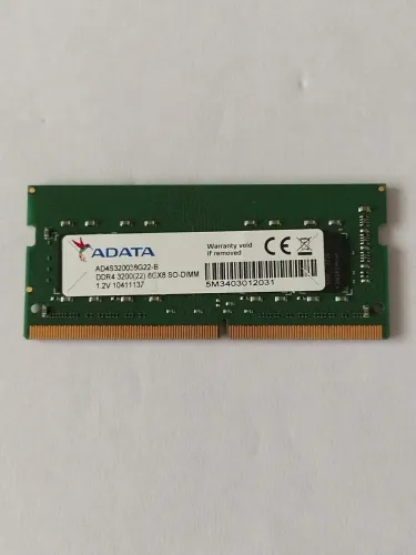 Memória DDR4 Adata 8G.