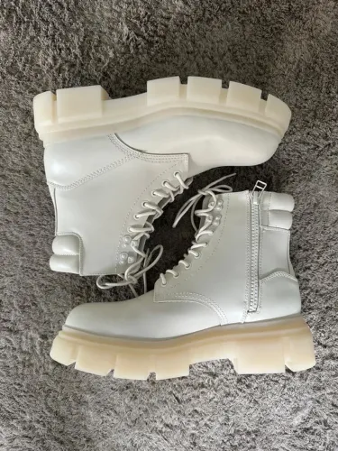 Coturno off white Zara