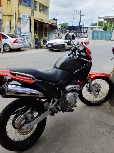 Falcon troco em carro.
