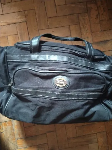 Vendo mala lansey média boa