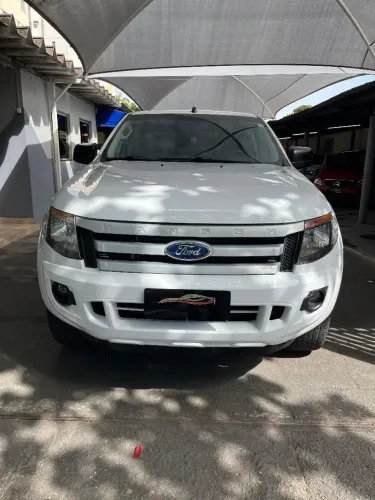 Ford Ranger XLS 2.5 16V 4X2 CD Flex 2016