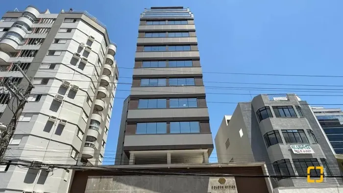 Sala comercial no Golden Office exclusive, com 49 m², no Centro de Florianópolis