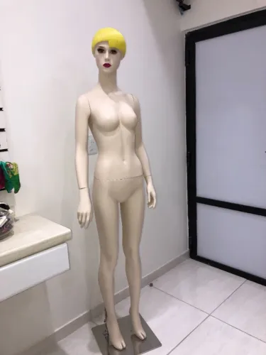 MANEQUIM FEMININO CORPO COMPLETO