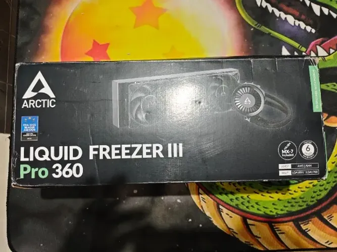 Arctic Liquid Freezer III Pro 360 black - 1 mês de uso - com Nota Fiscal