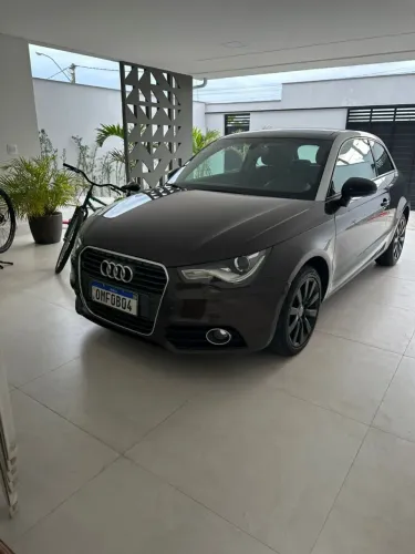 Audi A-1 sportback turbo