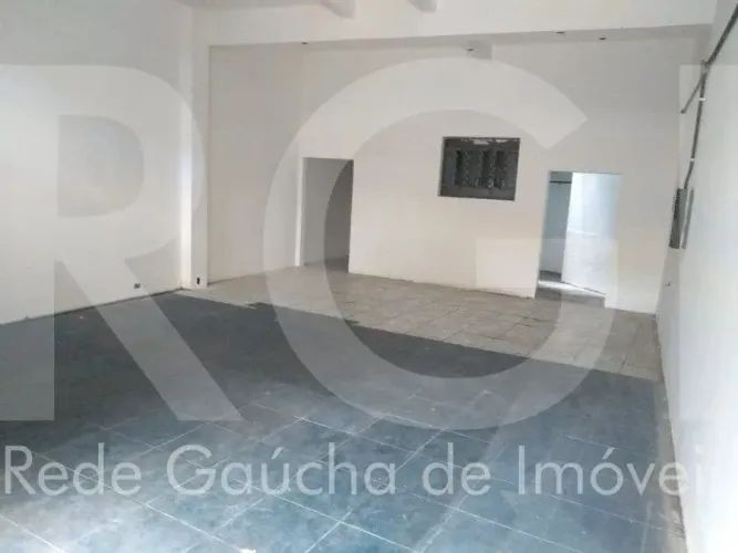 Loja para Venda - 70m², 0 dormitórios, Petrópolis