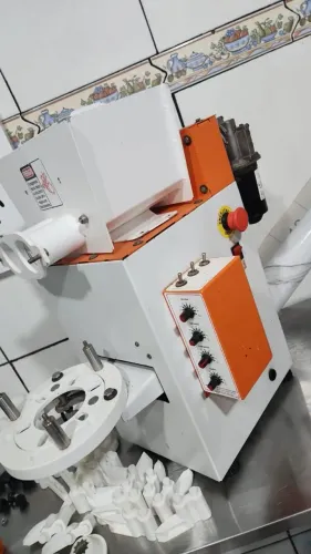 Maquina de salgados
