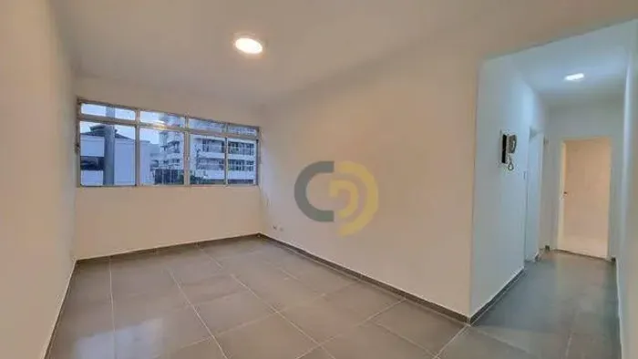 APARTAMENTO - 2 QUARTOS - FRENTE - ANA COSTA