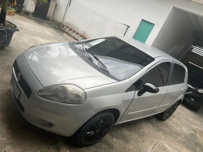 Fiat Punto 1.4 Fire Flex 8V 5P 2010