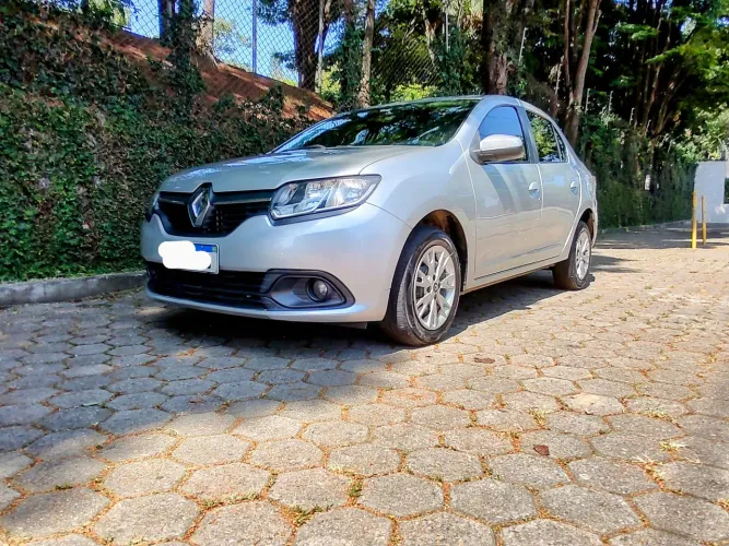 Renault Logan Expres. Easyr Hi-flex 1.6 8V 2015