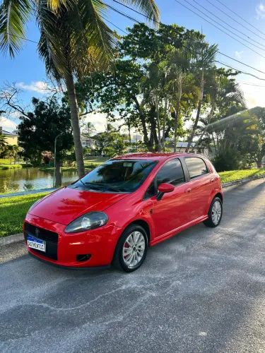 Fiat Punto Sporting 1.8 Flex 8v/16v 5P 2012