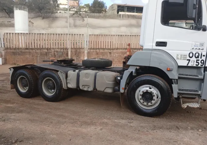 MB Axor 3344 ano 2013, 6x4, com 366.700 Km, em MG