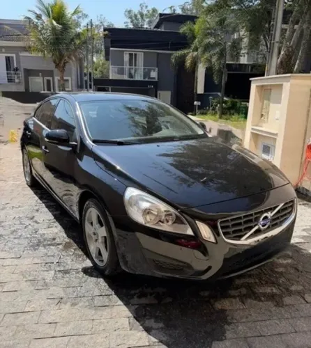 Volvo S60 T-4 1.6 180cv 4P 2012