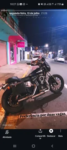 Harley Davidson sportster 883r