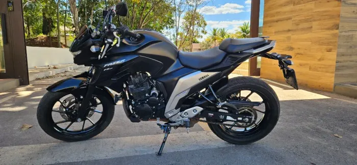 Fazer 250 2023 Unico Dono Moto Esta Zerada 17000 KM