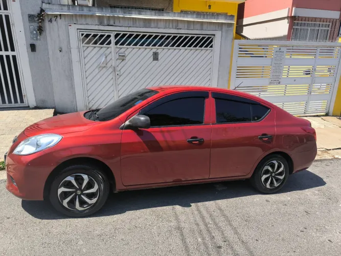 Nissan Versa S 1.6 16V Flex Fuel 4P Mec. 2013