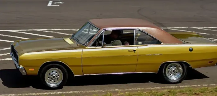 Dodge Dart Sedan Luxo 1976