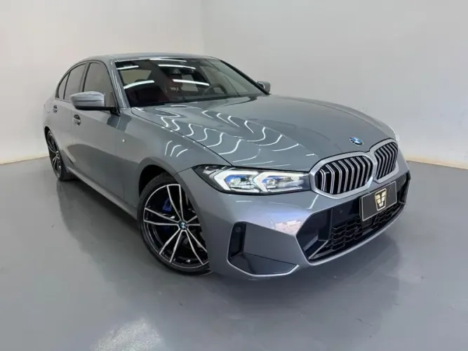 BMW 320I 320i 2024