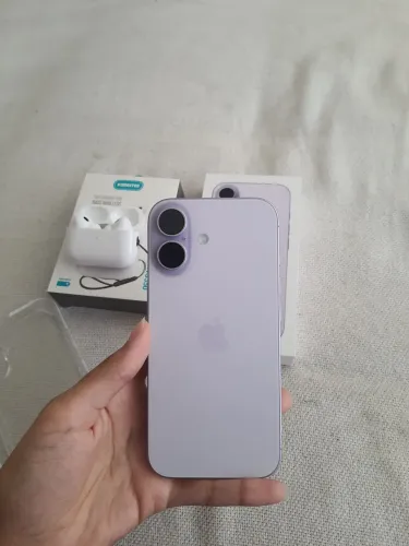 Iphone 17 lavanda bateria 100%, apenas 1 ciclo de carregamento.