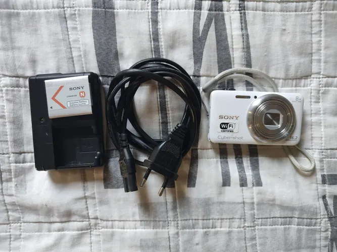 Câmera Sony Cyber-Shot dsc-wx80