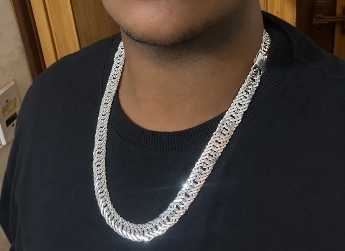 Cordão de prata grosso 