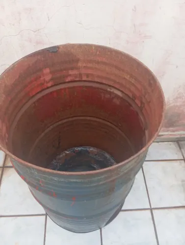 Tambor 200 litros