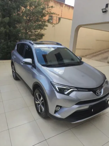 Toyota RAV4 2.0 Top 4X2 16V Aut. 2018